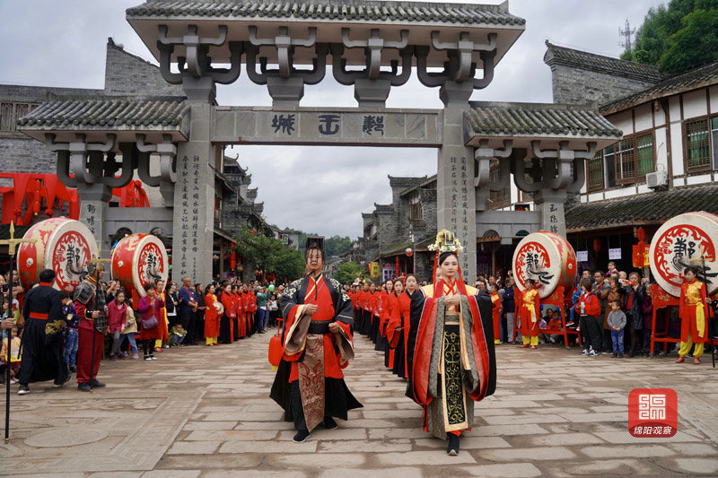 2020-10-07，三臺(tái)：國(guó)慶中秋舉行郪漢文化旅游活動(dòng)周。（趙越超 楊萌）.jpg