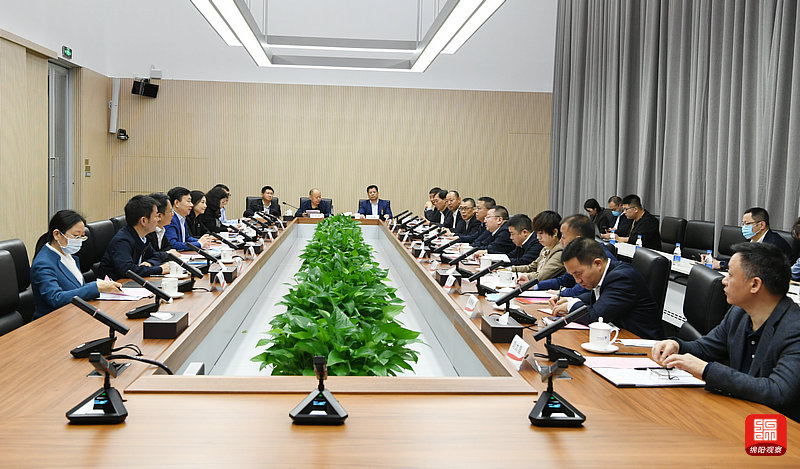 2021年3月8日，元方考察深交所  張莉 攝.jpg