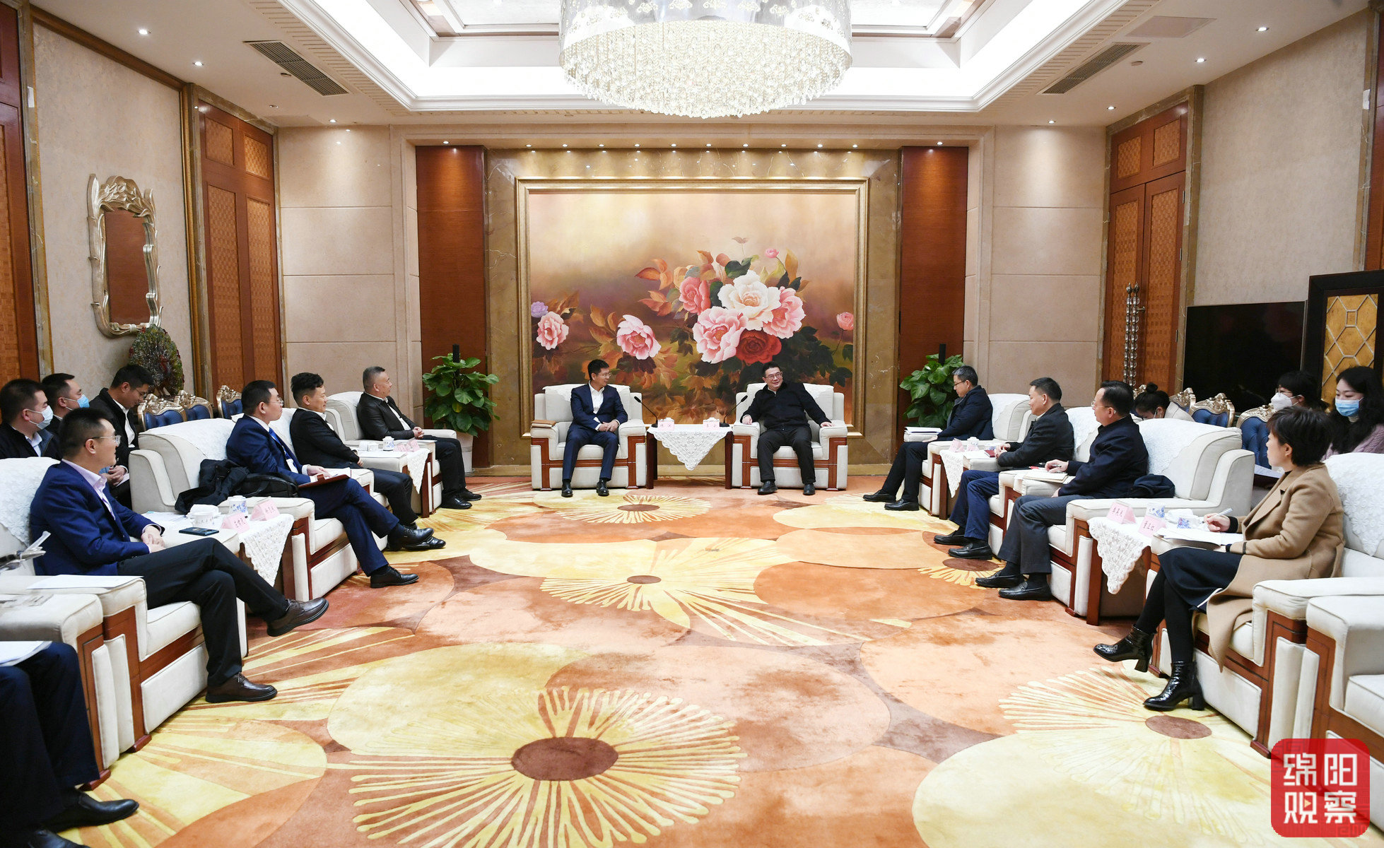 2022年12月7日，李云會見萬豐奧特集團(tuán)董事長陳濱一行6  張莉 攝.jpg