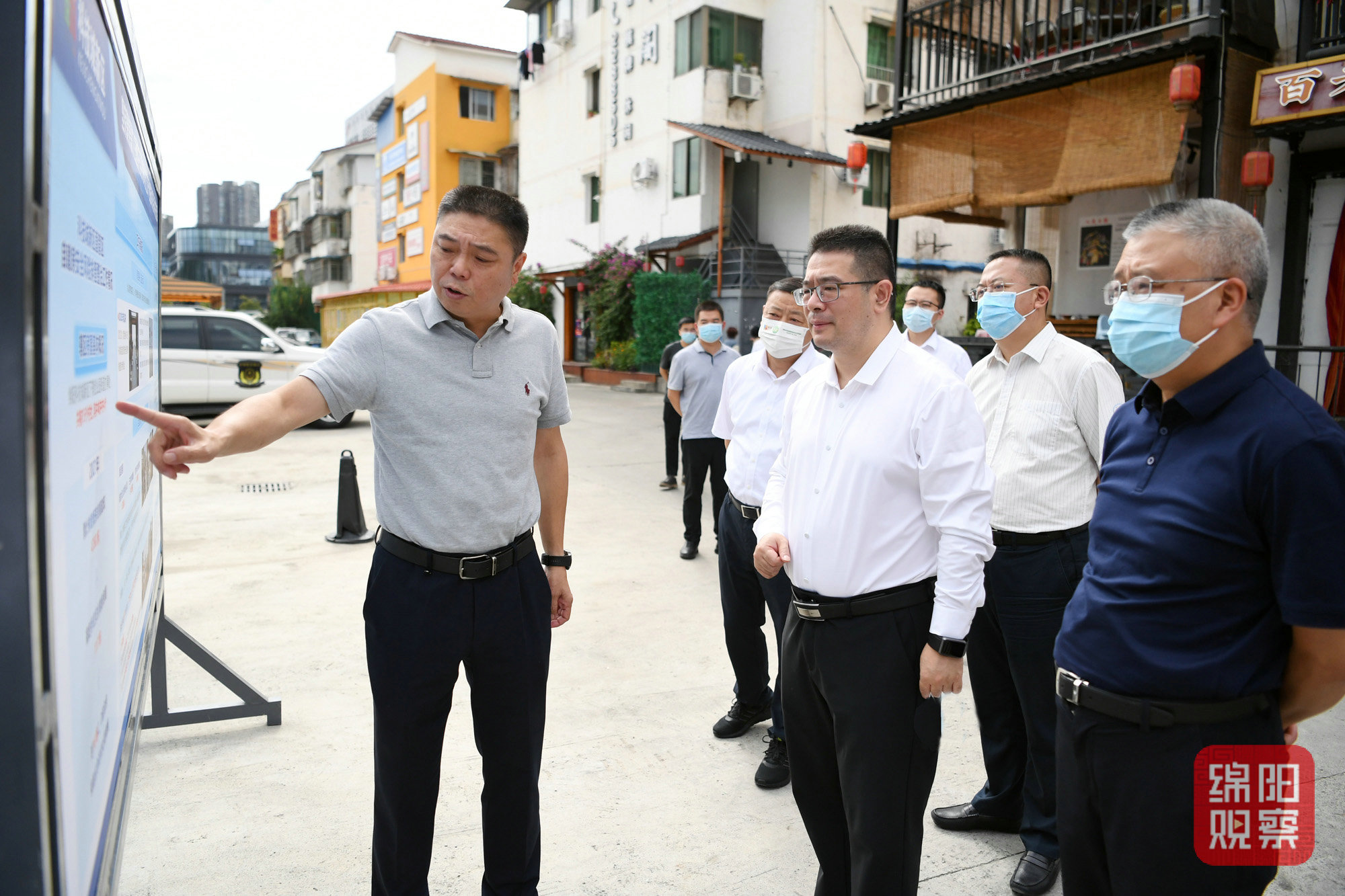 2022年9月5日，李云督導(dǎo)自建房安全專項(xiàng)整治工作2  張莉 攝.jpg