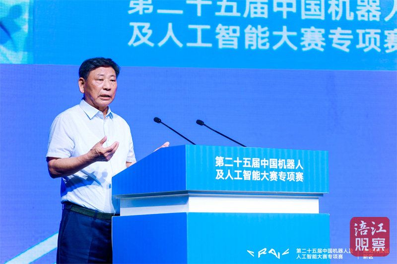 中國(guó)工程院院士、合肥工業(yè)大學(xué)教授楊善林.jpg