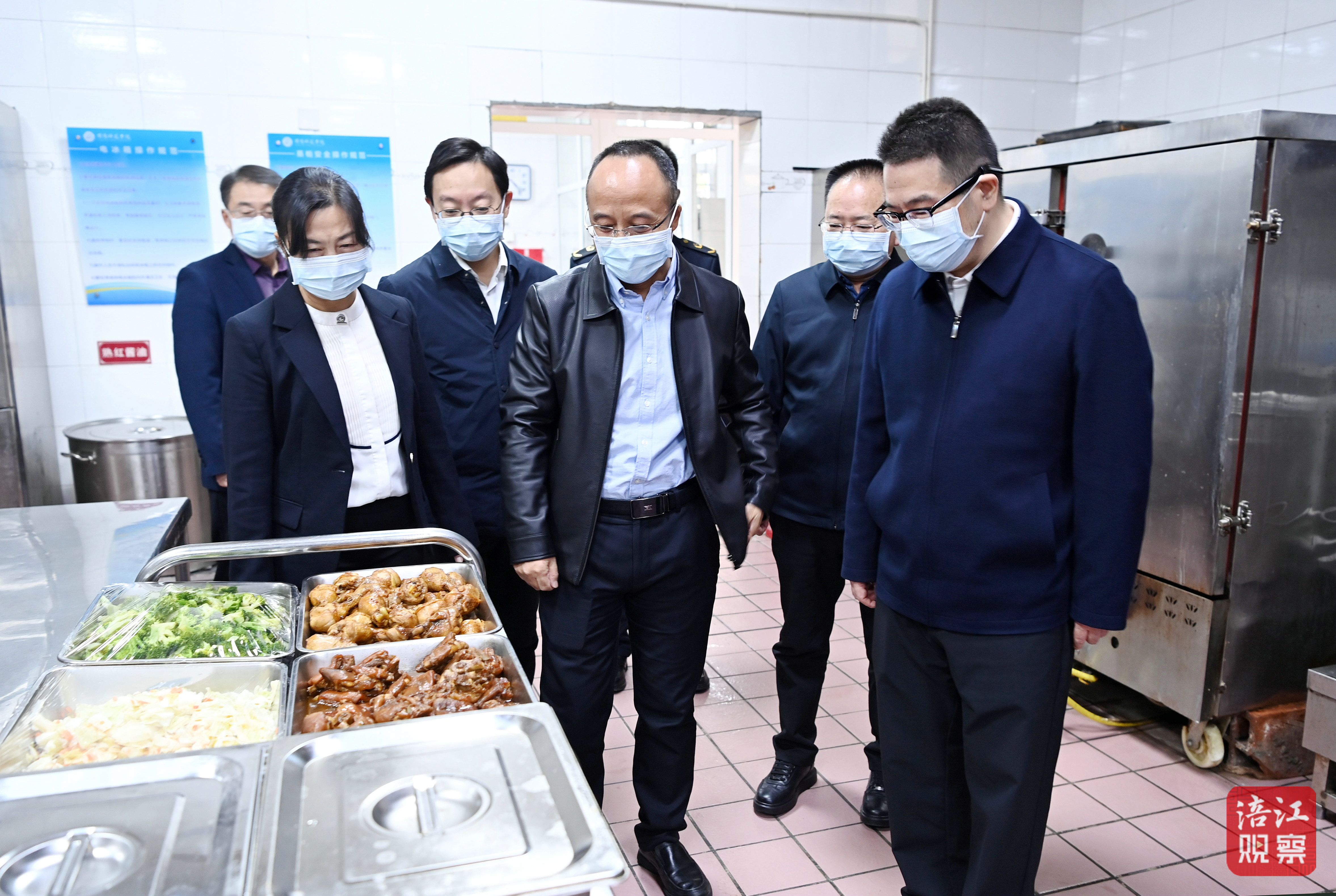 2024年12月3日，李云督導(dǎo)檢查“校園餐”整治及食品安全工作、民生實事項目推進情況2  張莉 攝.jpg